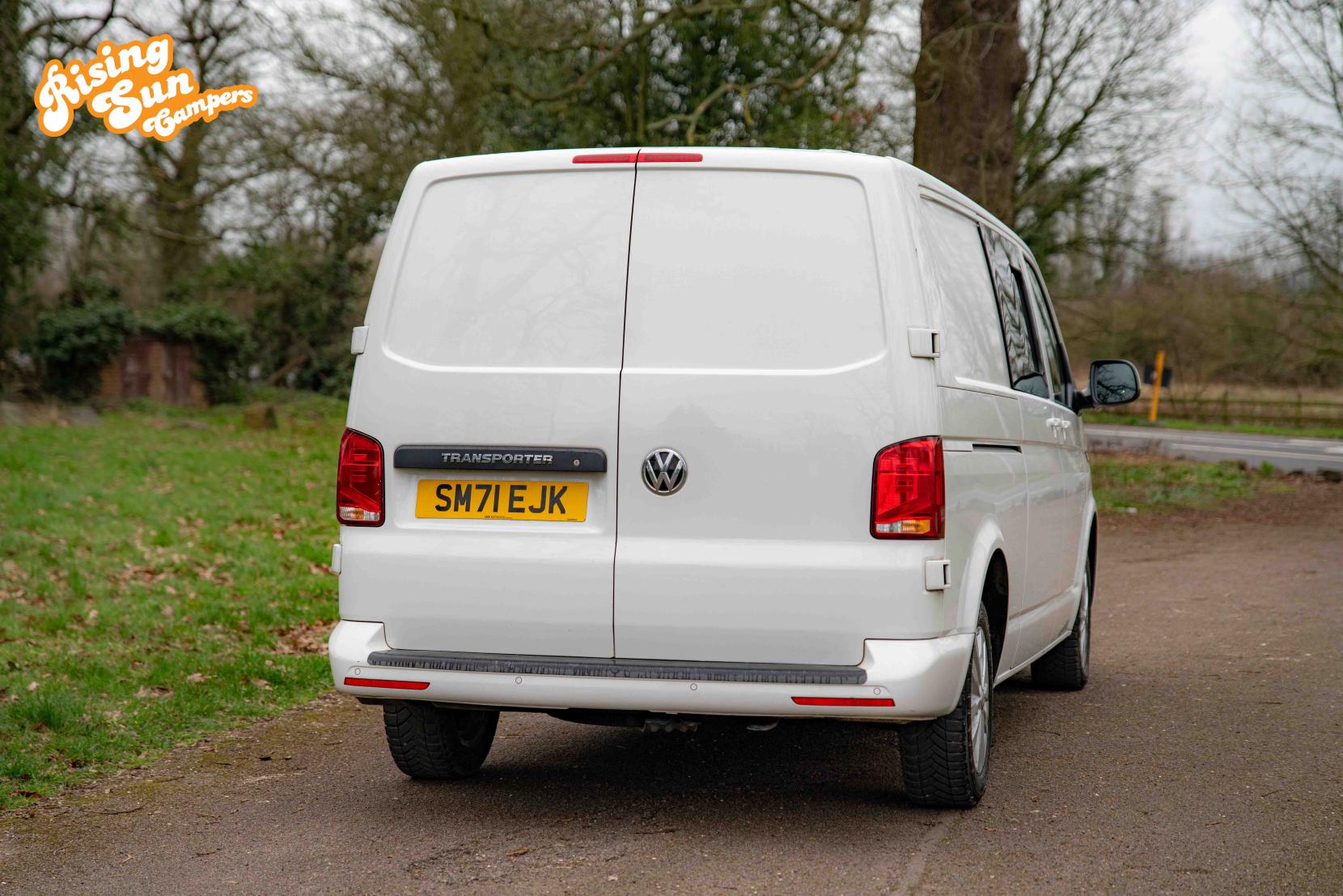 Volkswagen Transporter 2.0 TDI T30 Highline Panel Van 5dr Diesel DSG FWD LWB Euro 6 (s/s) (150 ps)