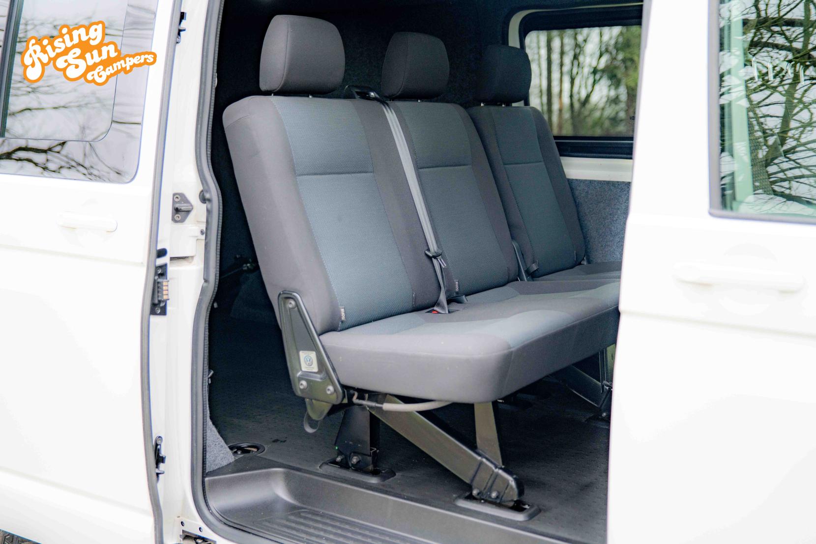 Volkswagen Transporter 2.0 TDI T30 Highline Panel Van 5dr Diesel DSG FWD LWB Euro 6 (s/s) (150 ps)