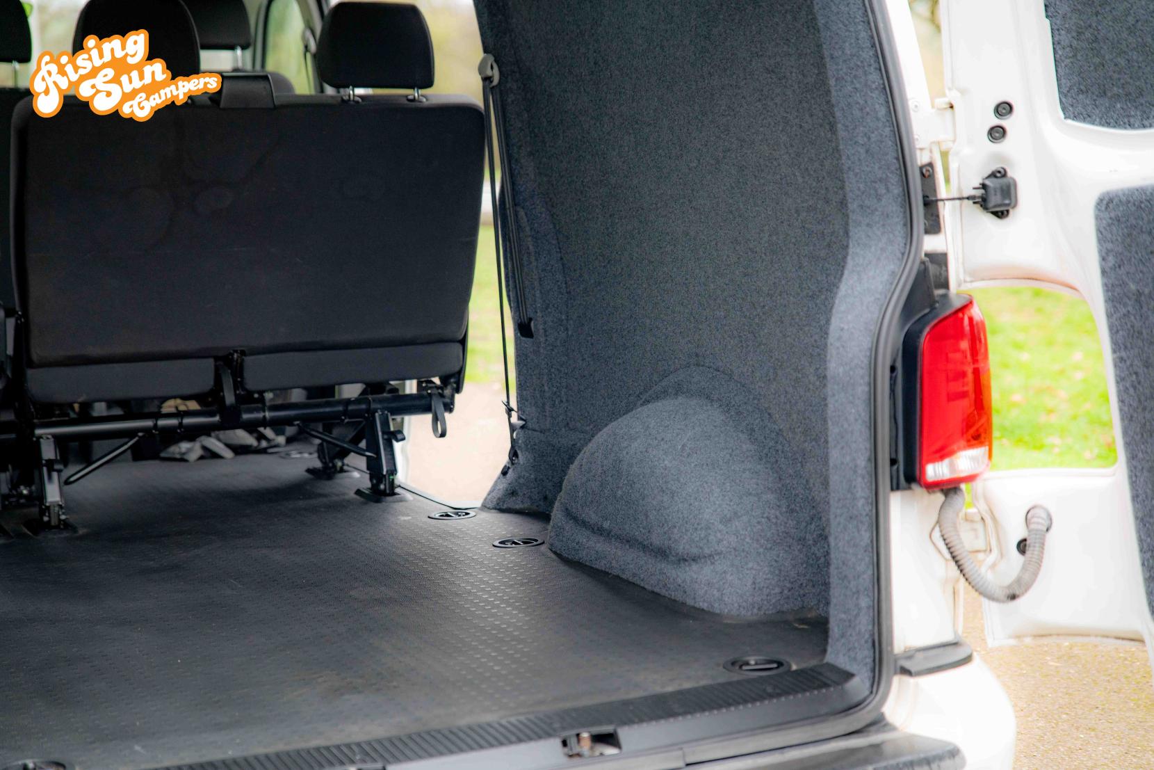 Volkswagen Transporter 2.0 TDI T30 Highline Panel Van 5dr Diesel DSG FWD LWB Euro 6 (s/s) (150 ps)