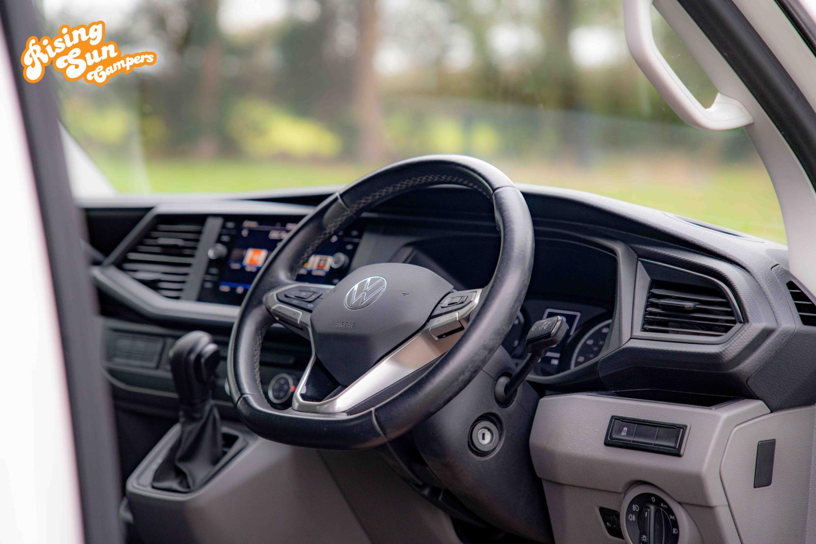 Volkswagen Transporter 2.0 TDI T30 Highline Panel Van 5dr Diesel DSG FWD LWB Euro 6 (s/s) (150 ps)