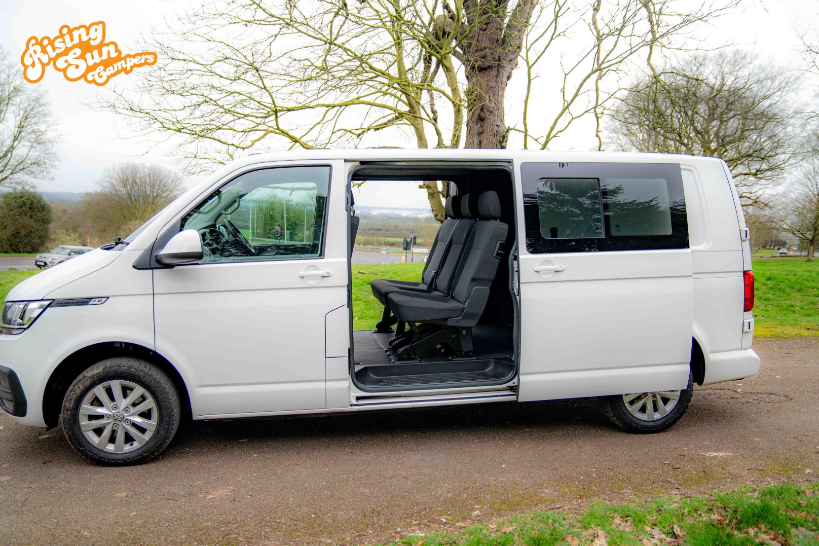 Volkswagen Transporter 2.0 TDI T30 Highline Panel Van 5dr Diesel DSG FWD LWB Euro 6 (s/s) (150 ps)