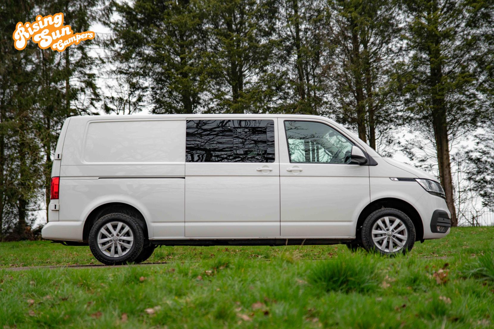Volkswagen Transporter 2.0 TDI T30 Highline Panel Van 5dr Diesel DSG FWD LWB Euro 6 (s/s) (150 ps)