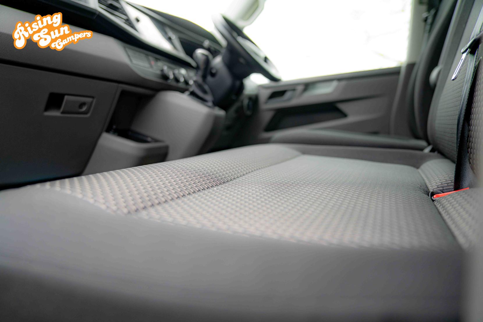 Volkswagen Transporter 2.0 TDI T30 Highline Panel Van 5dr Diesel DSG FWD LWB Euro 6 (s/s) (150 ps)