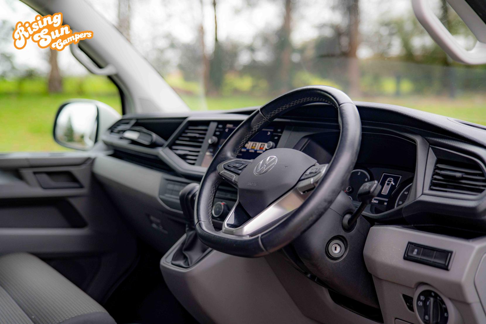 Volkswagen Transporter 2.0 TDI T30 Highline Panel Van 5dr Diesel DSG FWD LWB Euro 6 (s/s) (150 ps)