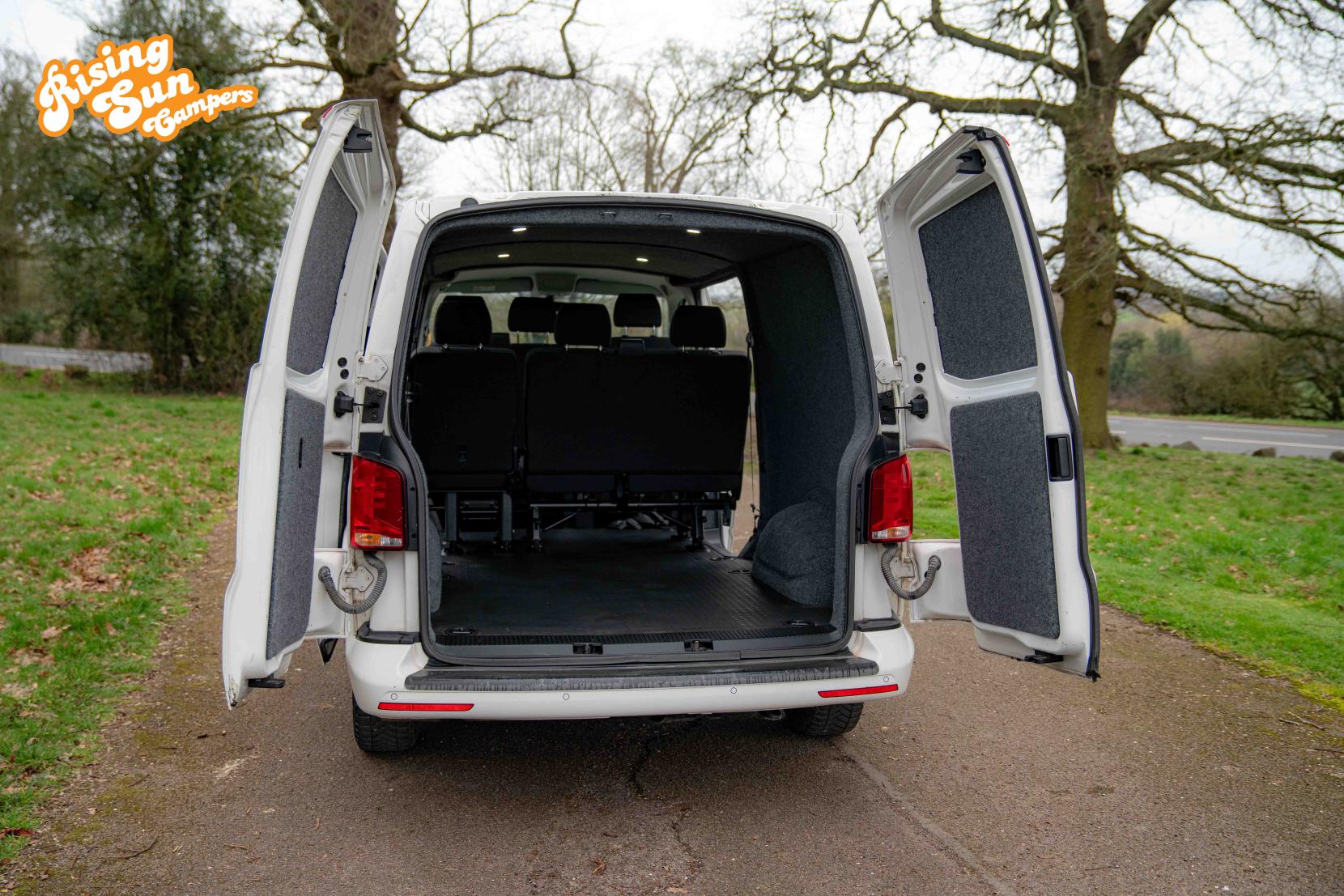 Volkswagen Transporter 2.0 TDI T30 Highline Panel Van 5dr Diesel DSG FWD LWB Euro 6 (s/s) (150 ps)