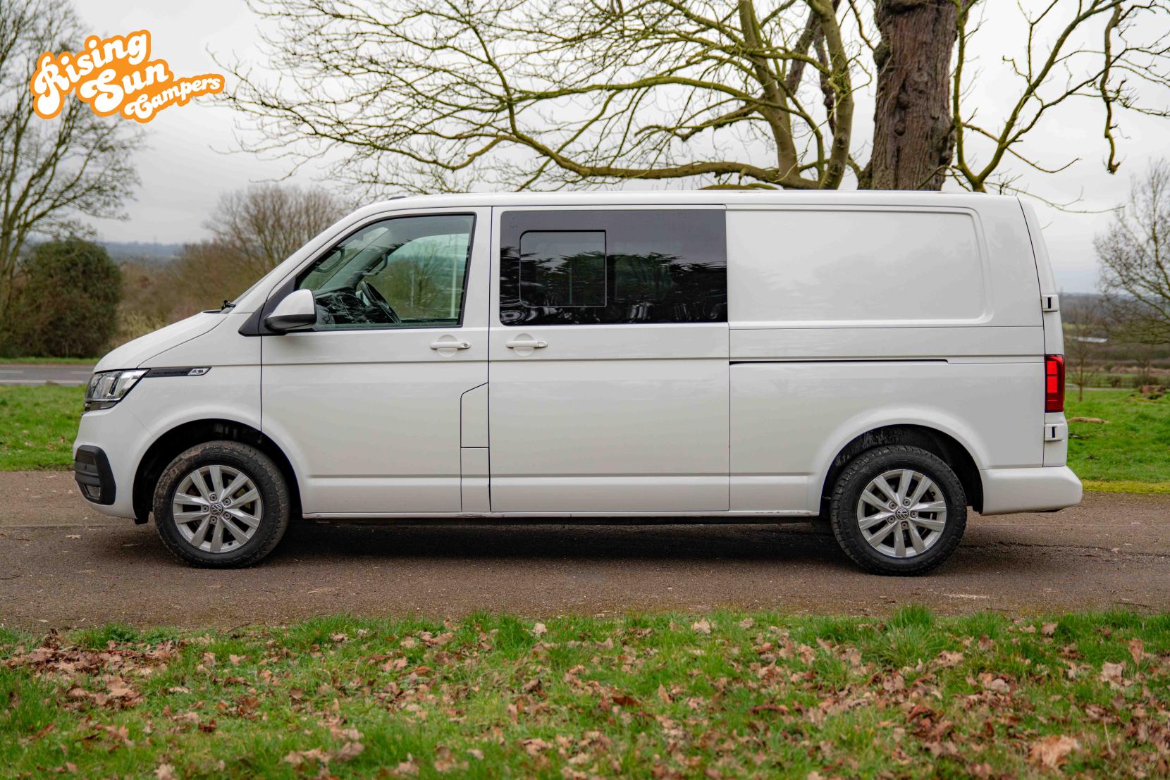 Volkswagen Transporter 2.0 TDI T30 Highline Panel Van 5dr Diesel DSG FWD LWB Euro 6 (s/s) (150 ps)