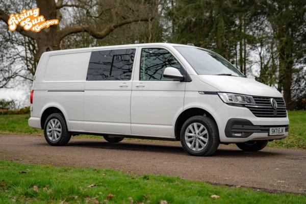 Volkswagen Transporter 2.0 TDI T30 Highline Panel Van 5dr Diesel DSG FWD LWB Euro 6 (s/s) (150 ps)