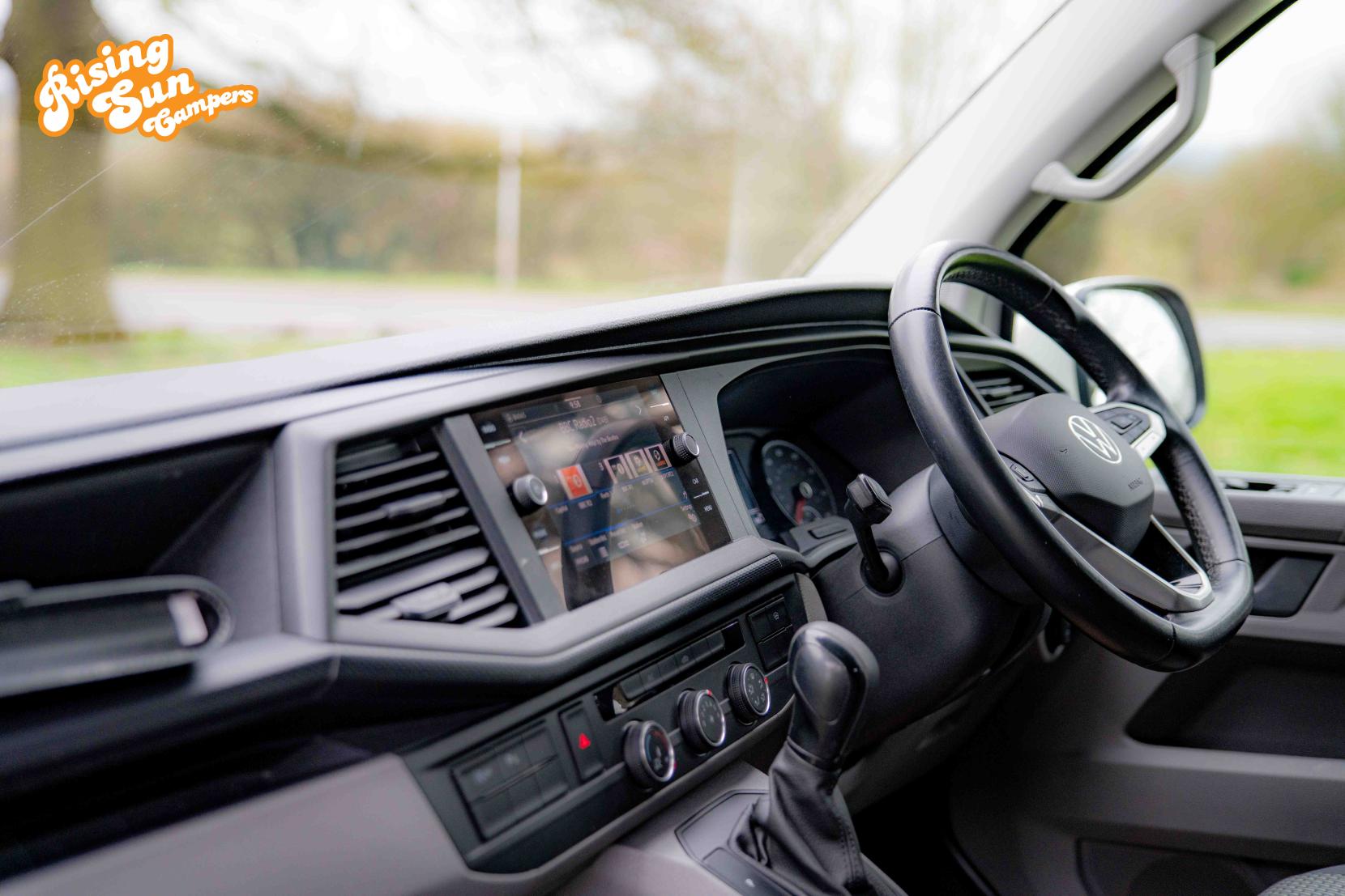 Volkswagen Transporter 2.0 TDI T30 Highline Panel Van 5dr Diesel DSG FWD LWB Euro 6 (s/s) (150 ps)