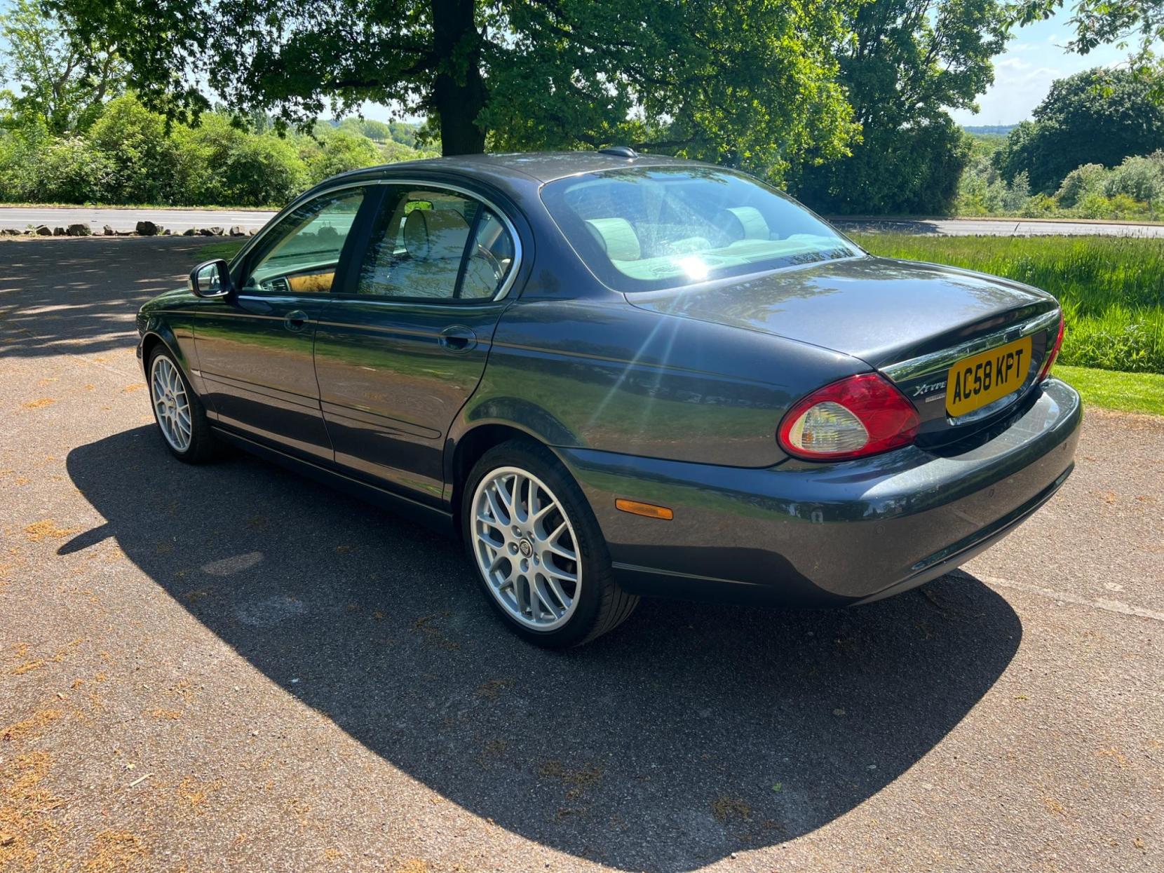 Jaguar X-Type 2.2D Sovereign 4dr