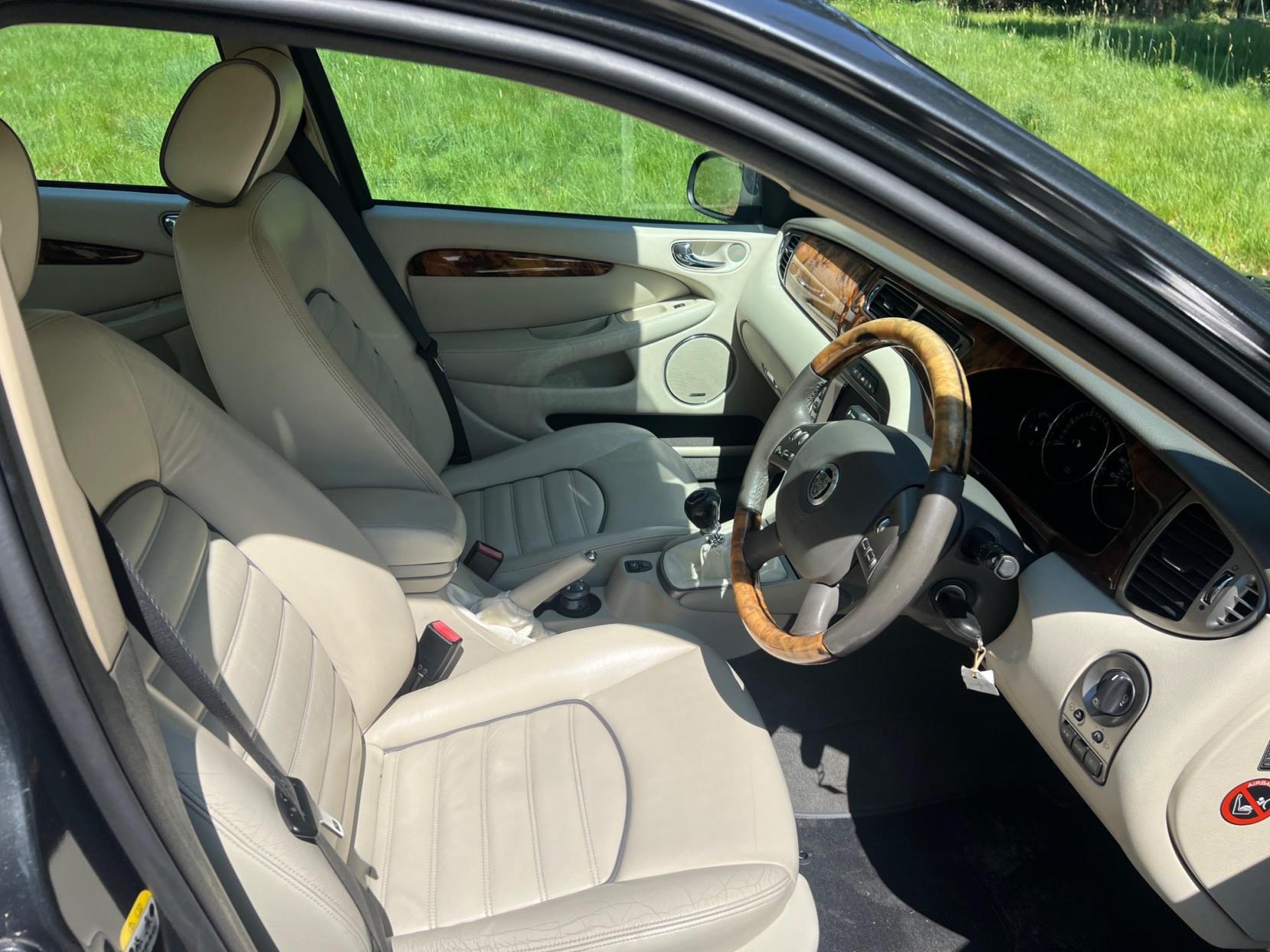 Jaguar X-Type 2.2D Sovereign 4dr