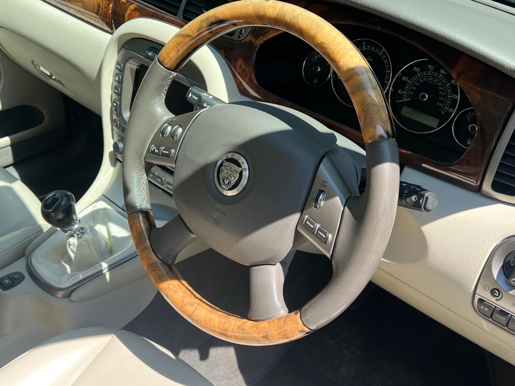 Jaguar X-Type 2.2D Sovereign 4dr