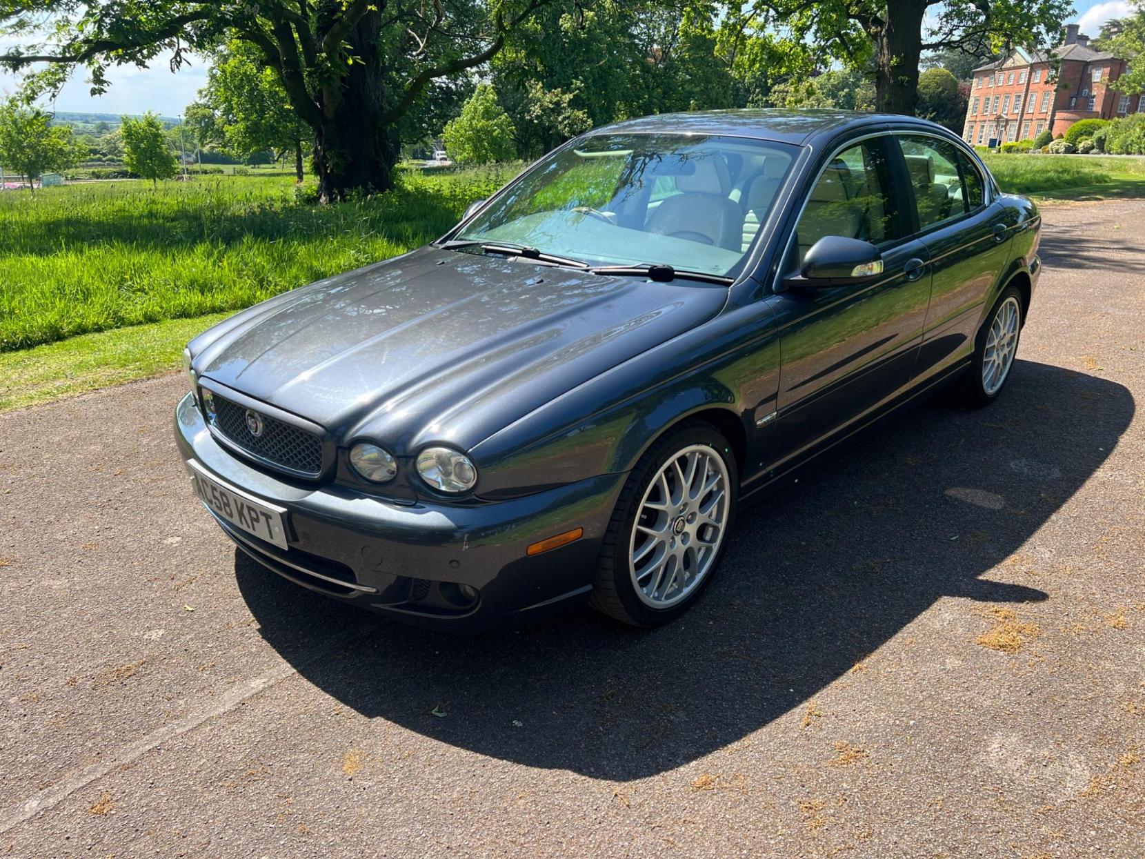 Jaguar X-Type 2.2D Sovereign 4dr