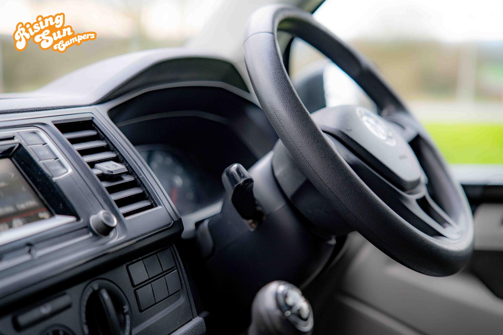 Volkswagen Transporter 2.0 T30 Startline Camper (2015 - 2020)