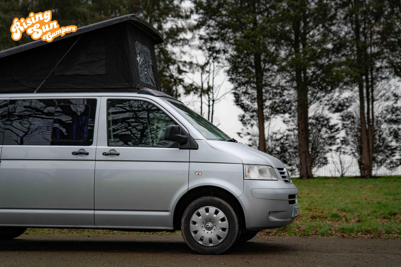 Volkswagen Transporter 2.5 TDI T30 SE Camper 4dr Diesel Auto L3 H1 (251 g/km, 128 bhp)