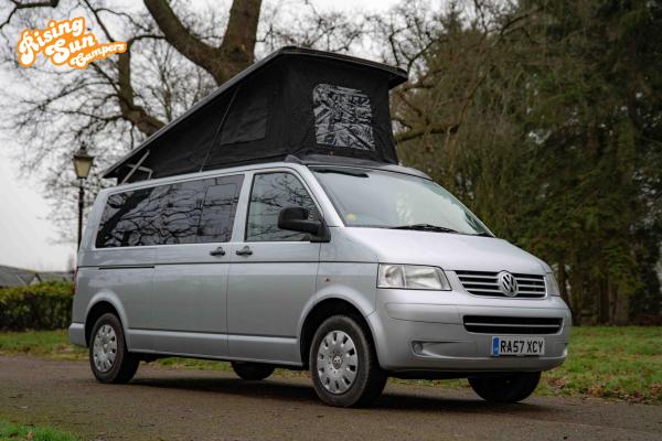 Volkswagen Transporter 2.5 TDI T30 SE Camper 4dr Diesel Auto L3 H1 (251 g/km, 128 bhp)