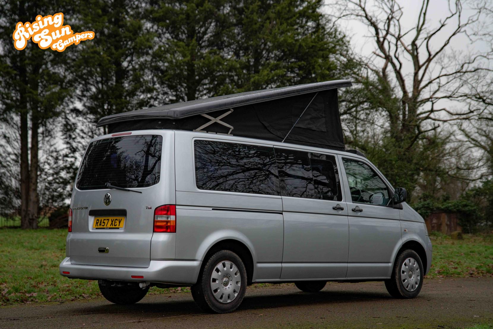 Volkswagen Transporter 2.5 TDI T30 SE Camper 4dr Diesel Auto L3 H1 (251 g/km, 128 bhp)