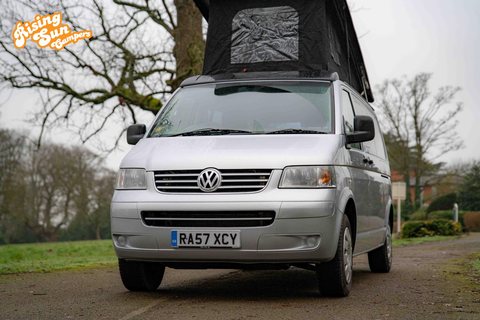 Volkswagen Transporter 2.5 TDI T30 SE Camper 4dr Diesel Auto L3 H1 (251 g/km, 128 bhp)