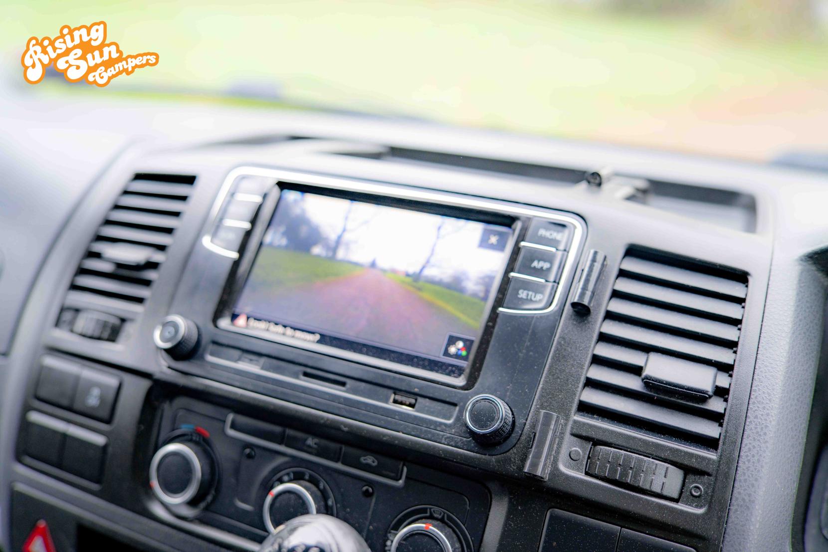 Volkswagen T5.1 Campervan 2.0 TDI T28 Camper Van 4dr Diesel Manual L1 H1 (198 g/km, 101 bhp)