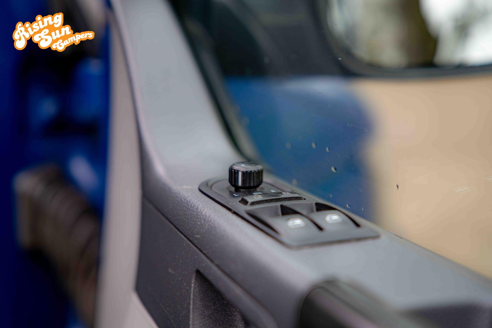 Volkswagen T5.1 Campervan 2.0 TDI T28 Camper Van 4dr Diesel Manual L1 H1 (198 g/km, 101 bhp)