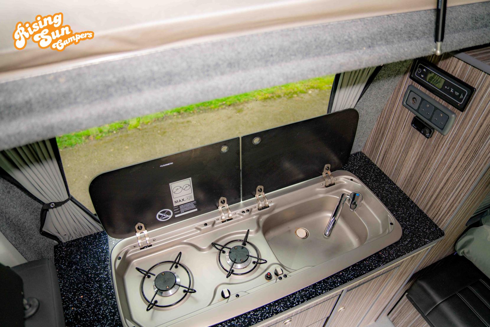 Volkswagen T5.1 Campervan 2.0 TDI T28 Camper Van 4dr Diesel Manual L1 H1 (198 g/km, 101 bhp)