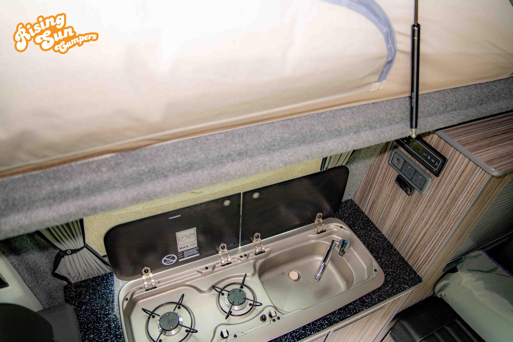 Volkswagen T5.1 Campervan 2.0 TDI T28 Camper Van 4dr Diesel Manual L1 H1 (198 g/km, 101 bhp)