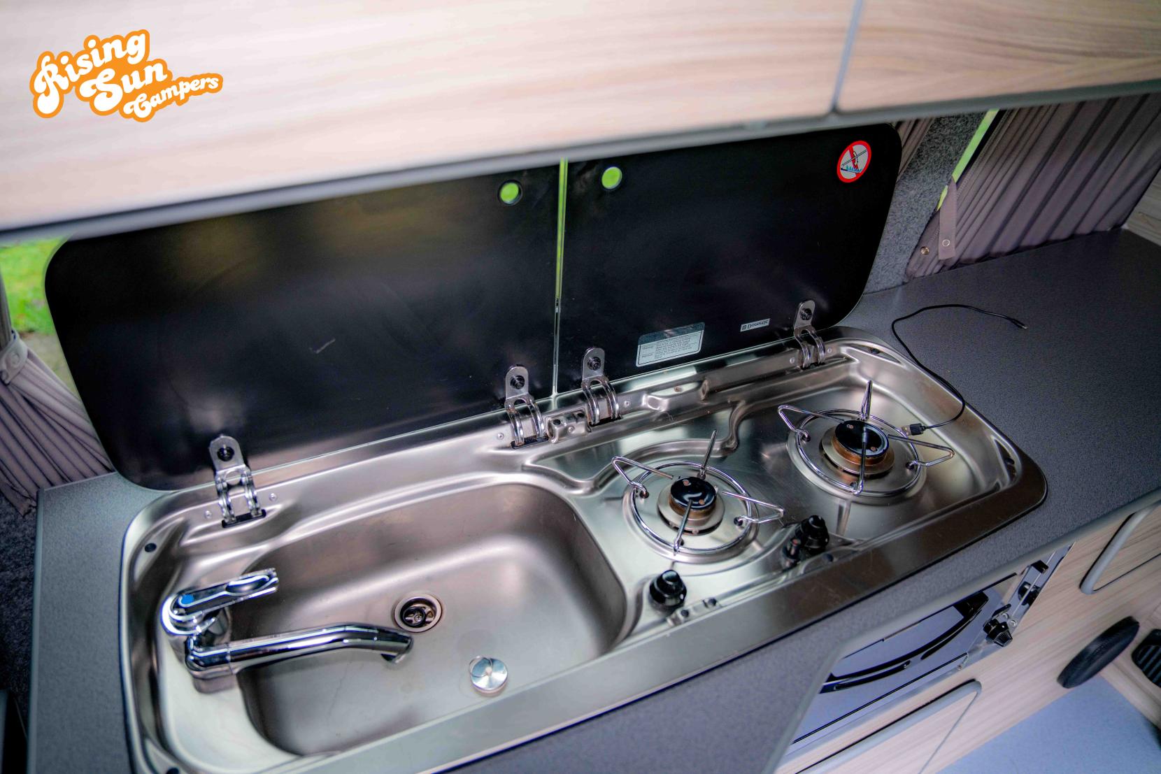 Volkswagen Transporter 2.0 TDI T30 Camper van 4dr Diesel Manual L3 H1 (198 g/km, 101 bhp)