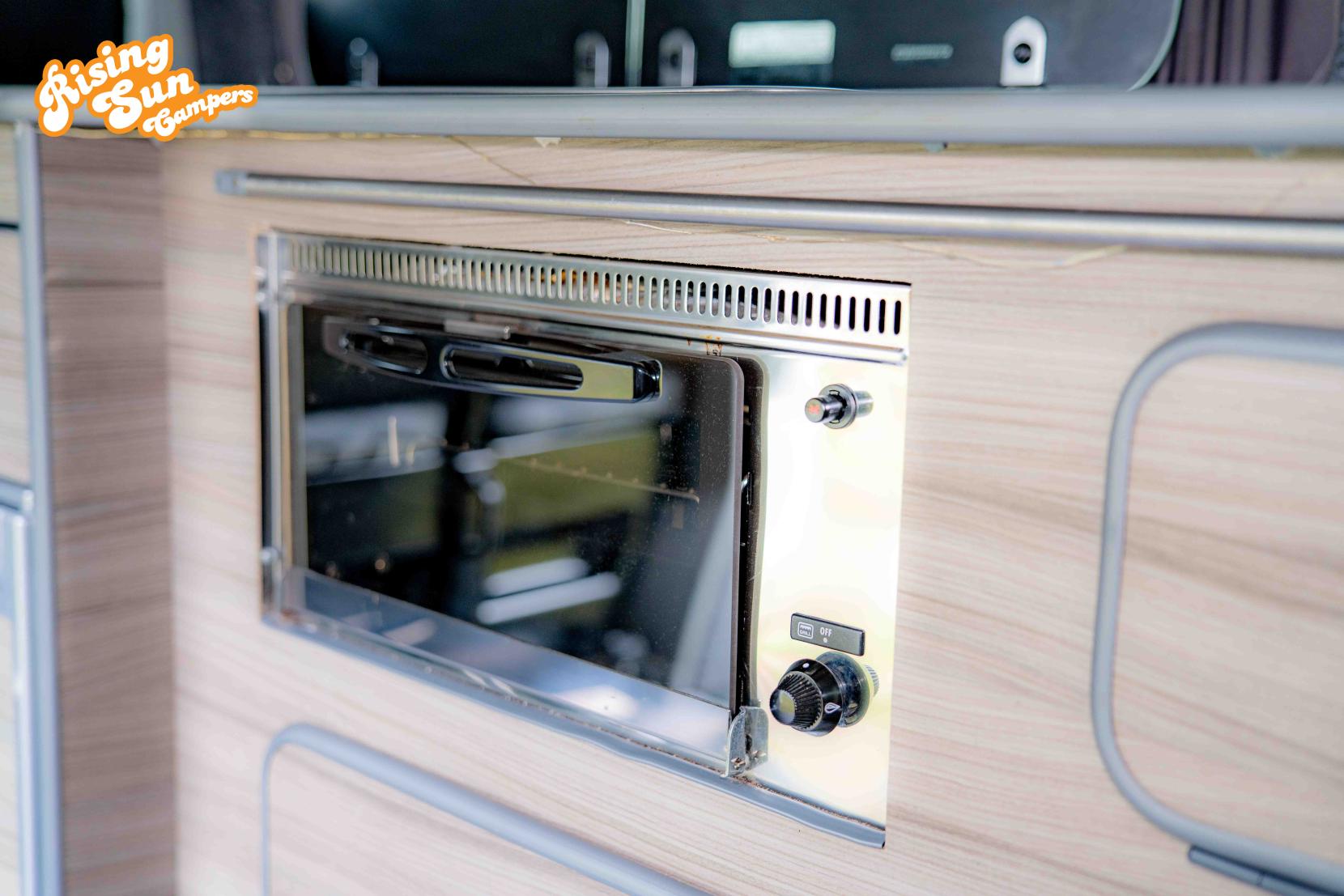 Volkswagen Transporter 2.0 TDI T30 Camper van 4dr Diesel Manual L3 H1 (198 g/km, 101 bhp)