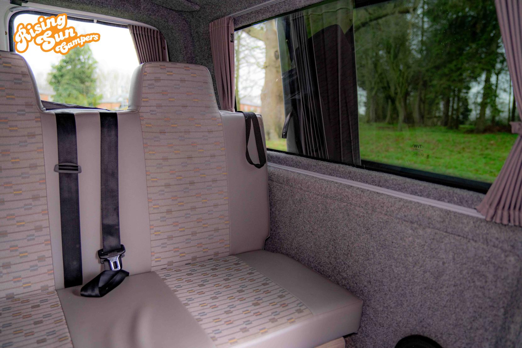 Volkswagen Transporter 2.0 TDI T30 Camper van 4dr Diesel Manual L3 H1 (198 g/km, 101 bhp)