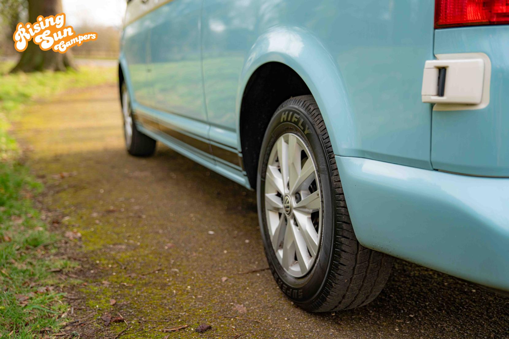 Volkswagen Transporter 2.0 TDI T30 Camper van 4dr Diesel Manual L3 H1 (198 g/km, 101 bhp)