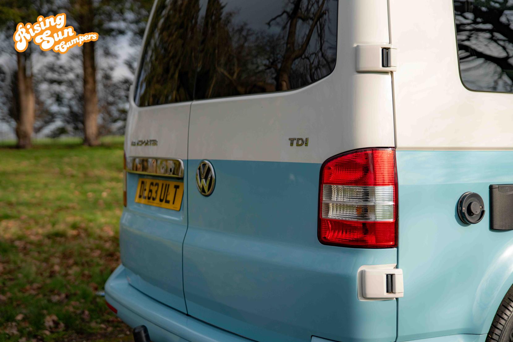 Volkswagen Transporter 2.0 TDI T30 Camper van 4dr Diesel Manual L3 H1 (198 g/km, 101 bhp)