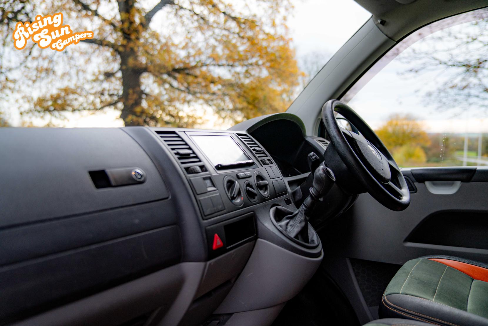 Volkswagen Transporter 2.5 TDI T30 Camper Van 4dr Diesel Manual L1 H1 (172 bhp)