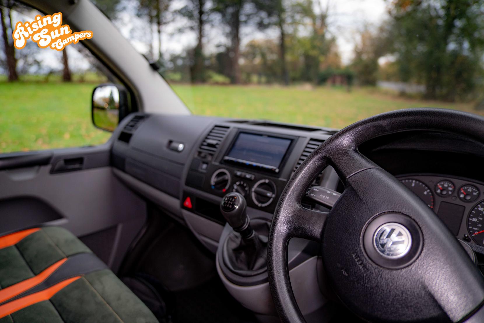 Volkswagen Transporter 2.5 TDI T30 Camper Van 4dr Diesel Manual L1 H1 (172 bhp)