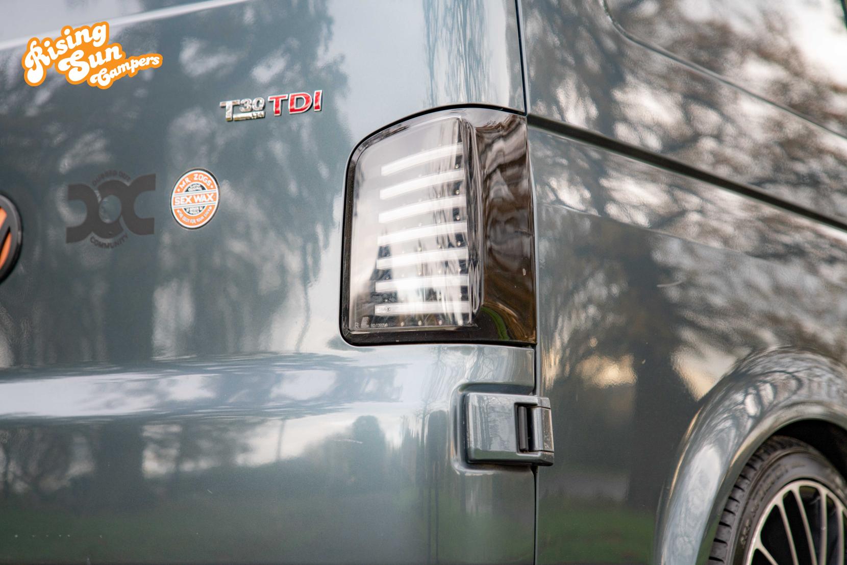 Volkswagen Transporter 2.5 TDI T30 Camper Van 4dr Diesel Manual L1 H1 (172 bhp)