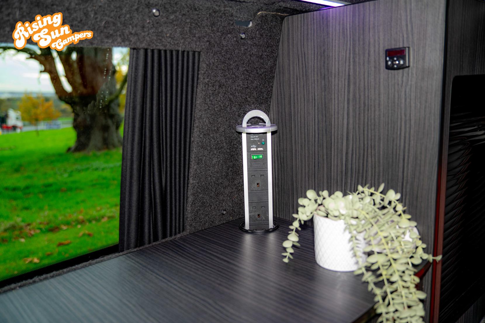 Volkswagen Transporter 2.5 TDI T30 Camper Van 4dr Diesel Manual L1 H1 (172 bhp)