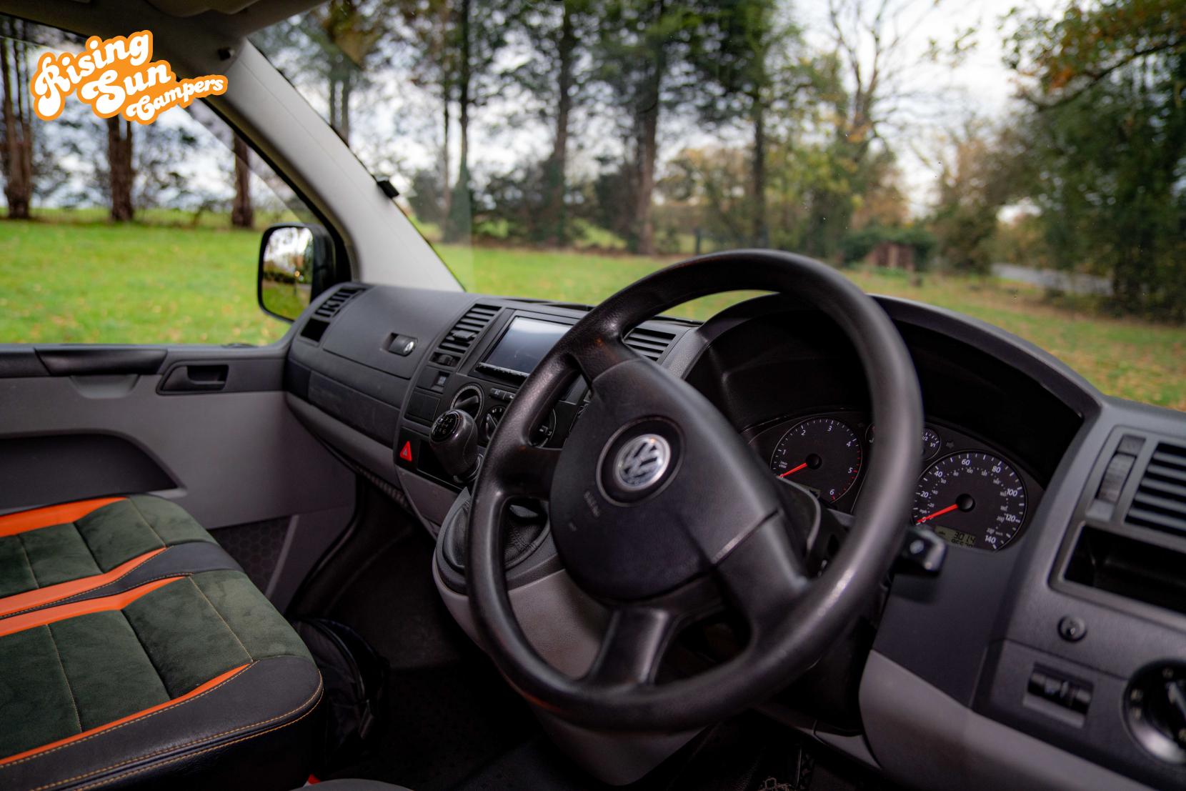 Volkswagen Transporter 2.5 TDI T30 Camper Van 4dr Diesel Manual L1 H1 (172 bhp)