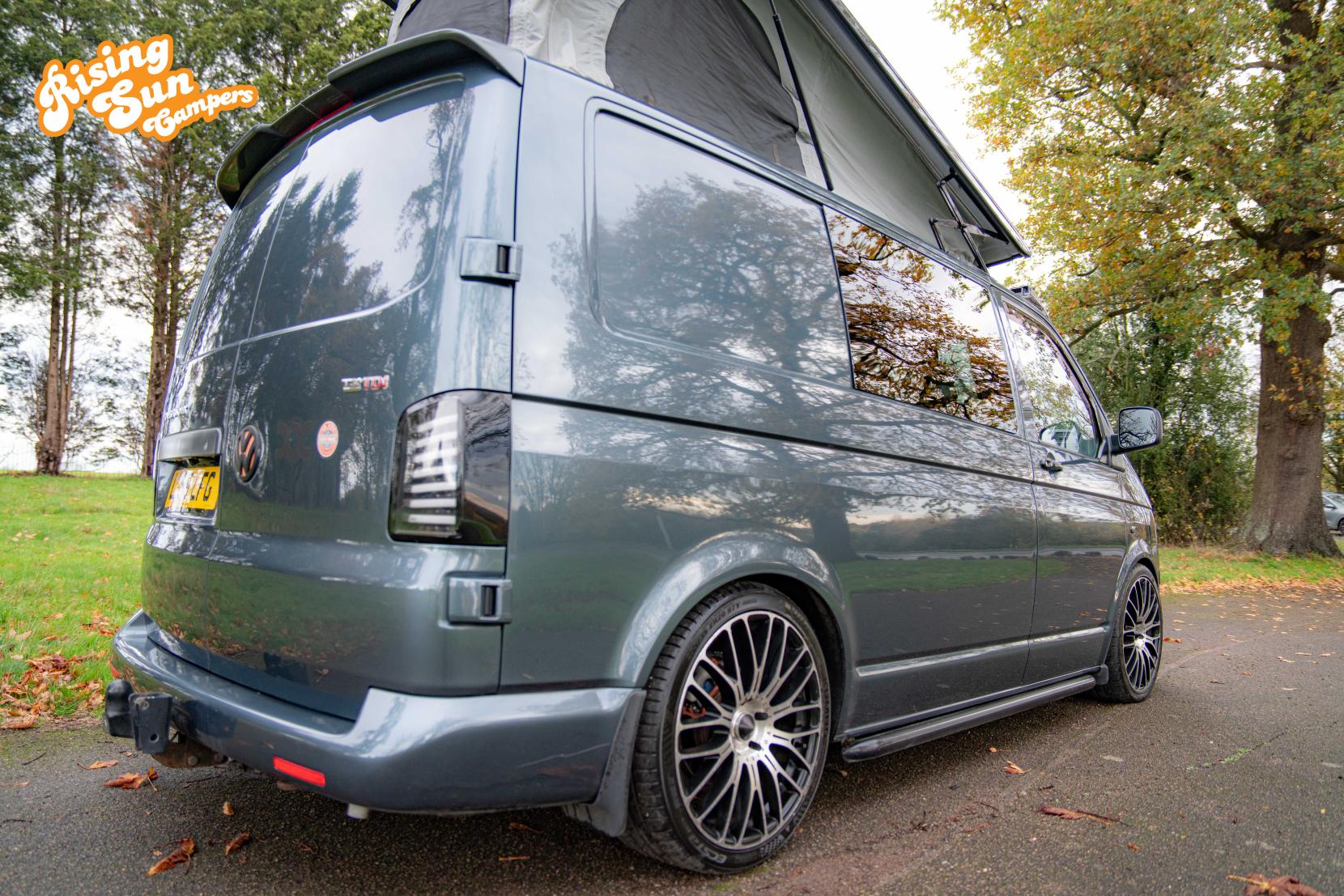 Volkswagen Transporter 2.5 TDI T30 Camper Van 4dr Diesel Manual L1 H1 (172 bhp)