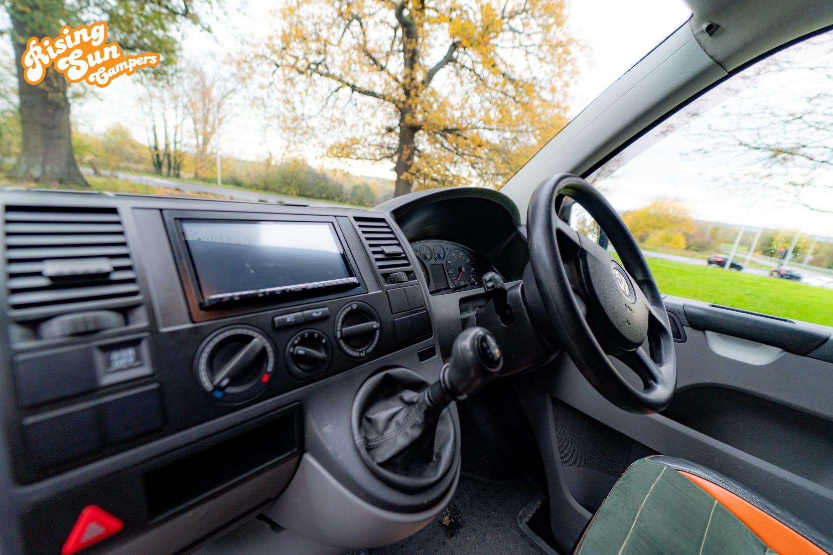 Volkswagen Transporter 2.5 TDI T30 Camper Van 4dr Diesel Manual L1 H1 (172 bhp)