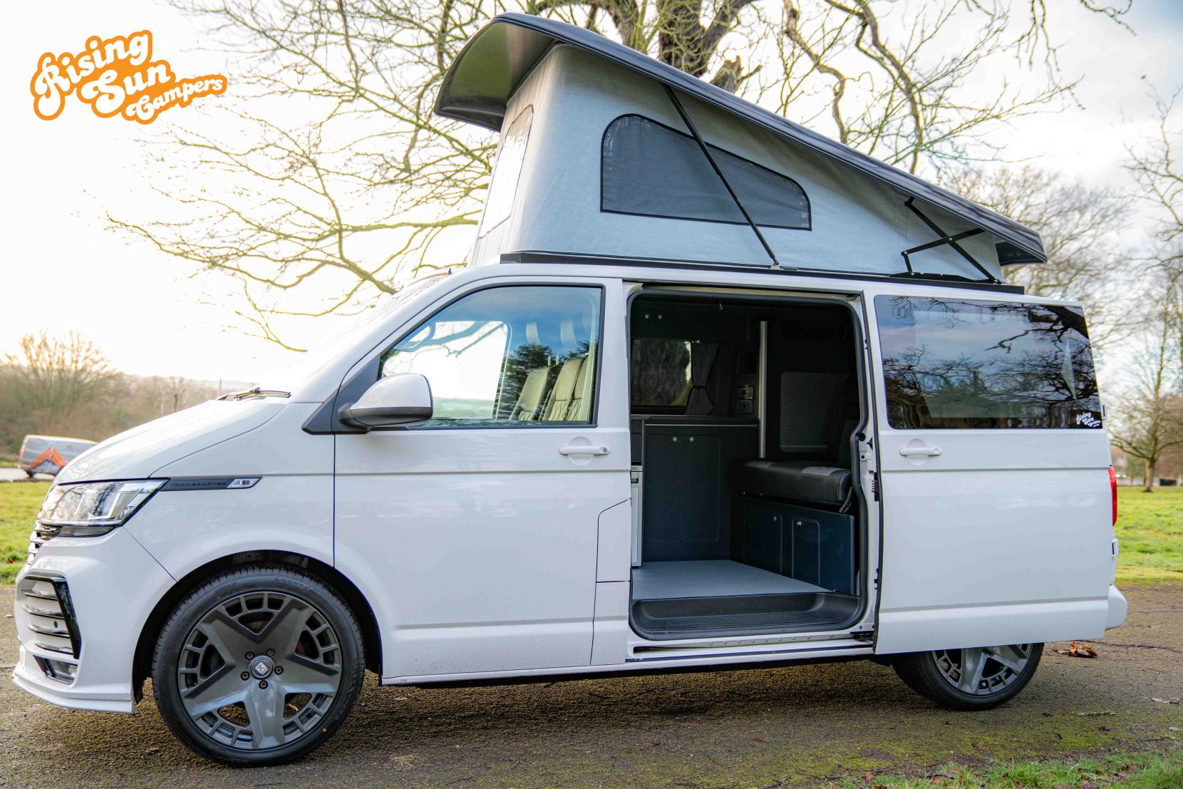 Volkswagen Transporter 2.0 TDI T28 Highline Panel Van 5dr Diesel Manual FWD SWB Euro 6 (s/s) (110 ps)