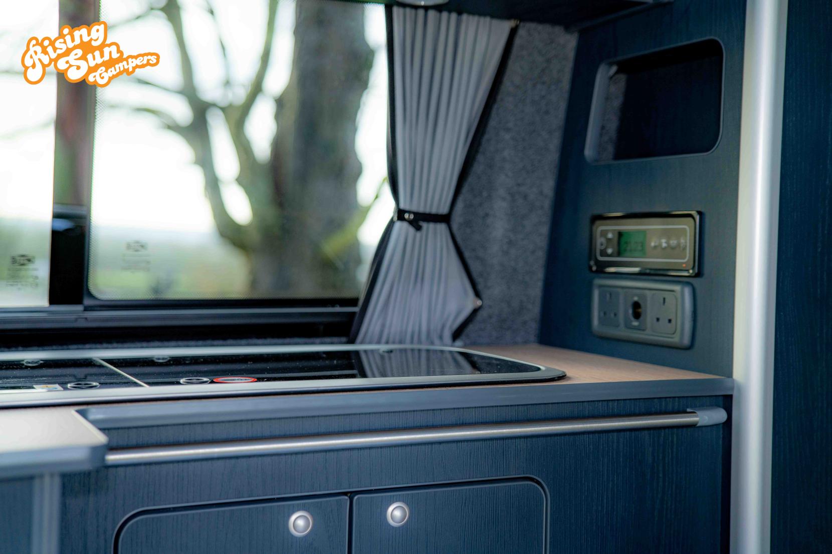 Volkswagen Transporter 2.0 TDI T28 Highline Panel Van 5dr Diesel Manual FWD SWB Euro 6 (s/s) (110 ps)