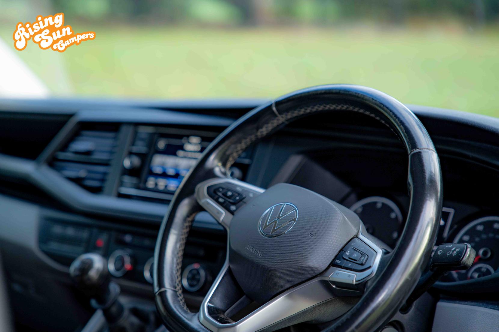 Volkswagen Transporter 2.0 TDI T28 Highline Panel Van 5dr Diesel Manual FWD SWB Euro 6 (s/s) (110 ps)