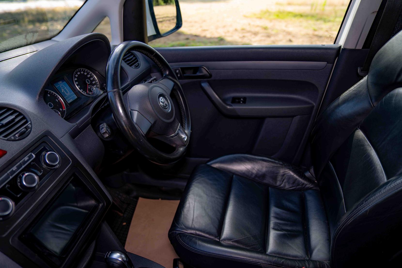 Volkswagen Caddy Maxi 1.6 C20 Maxi Highline Panel Van (2008 - 2015)