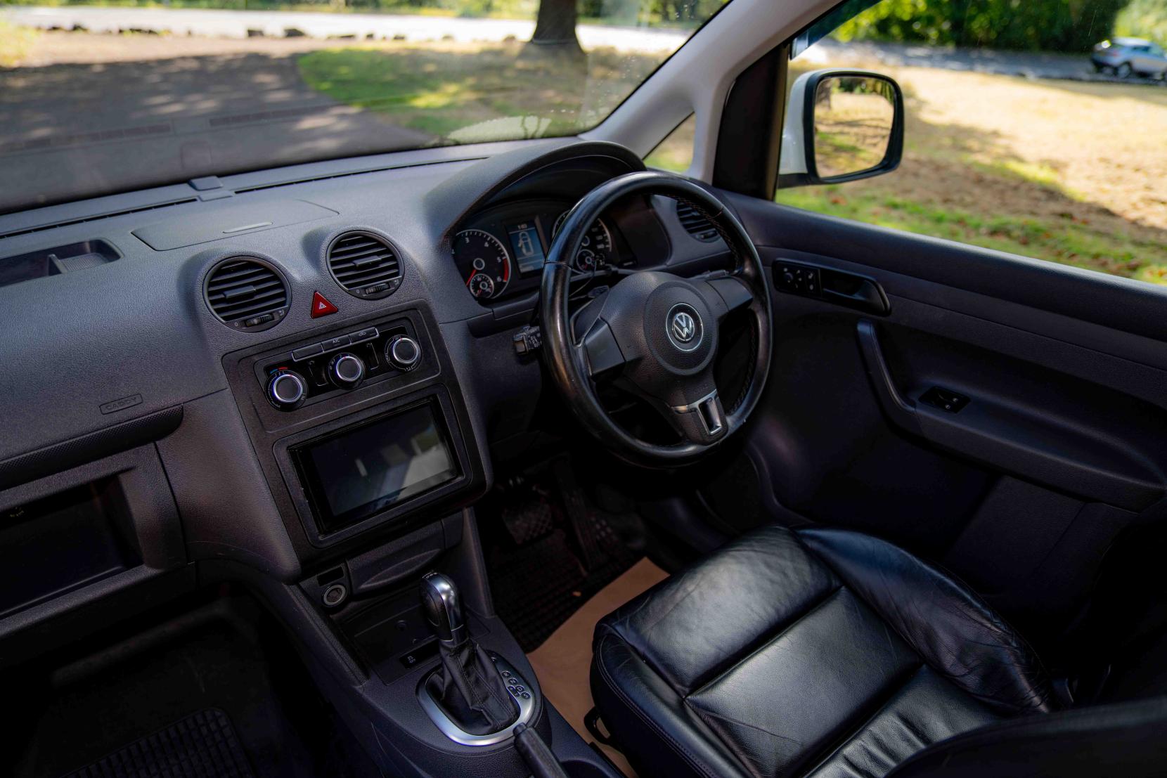 Volkswagen Caddy Maxi 1.6 C20 Maxi Highline Panel Van (2008 - 2015)