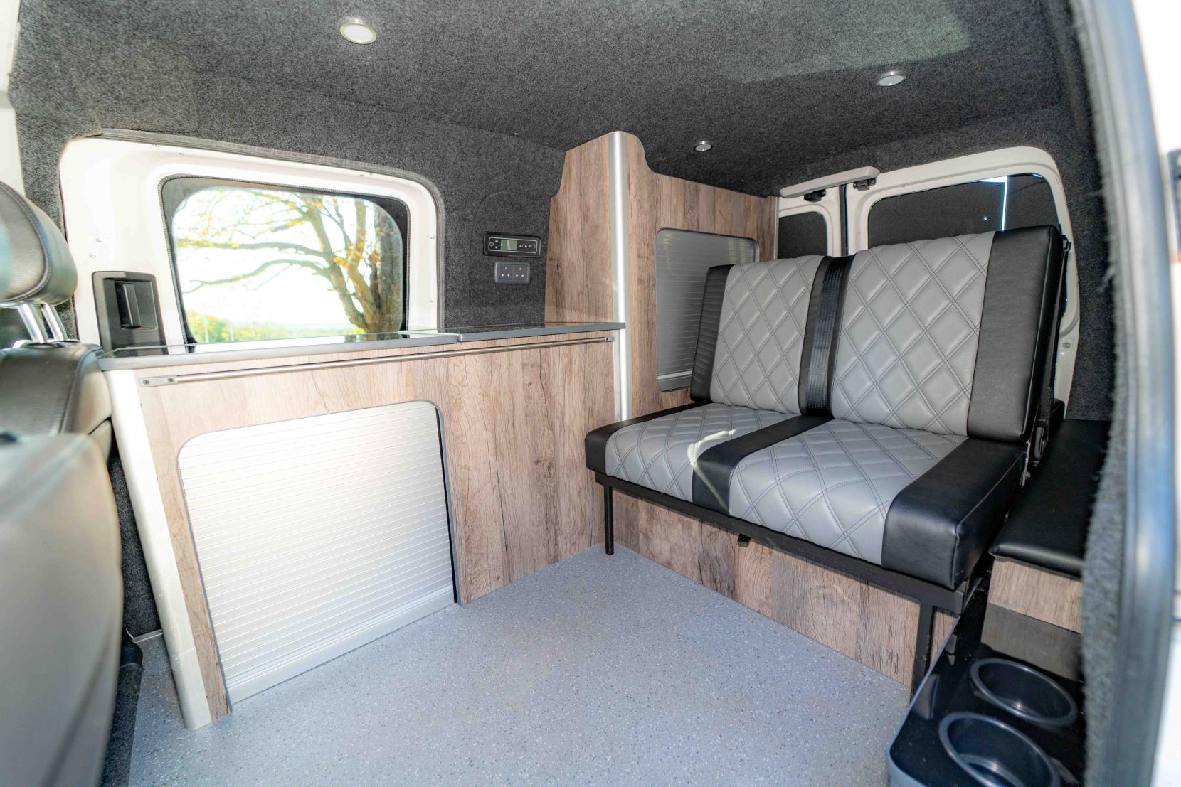 Volkswagen Caddy Maxi 1.6 C20 Maxi Highline Panel Van (2008 - 2015)
