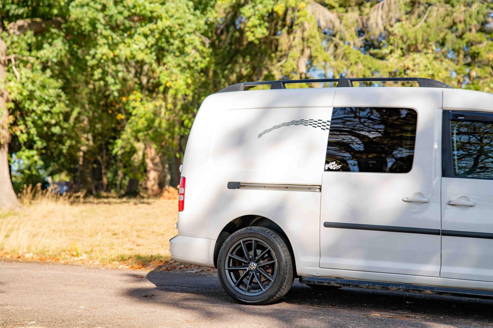 Volkswagen Caddy Maxi 1.6 C20 Maxi Highline Panel Van (2008 - 2015)