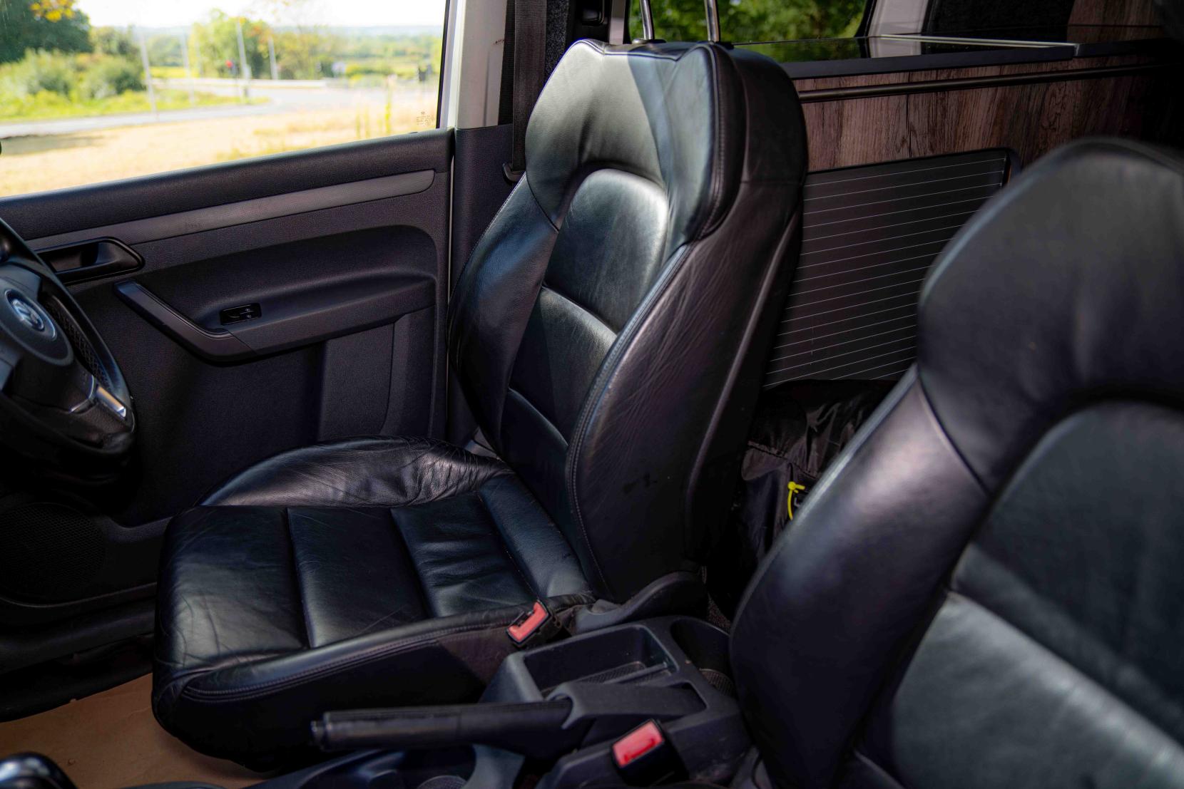 Volkswagen Caddy Maxi 1.6 C20 Maxi Highline Panel Van (2008 - 2015)