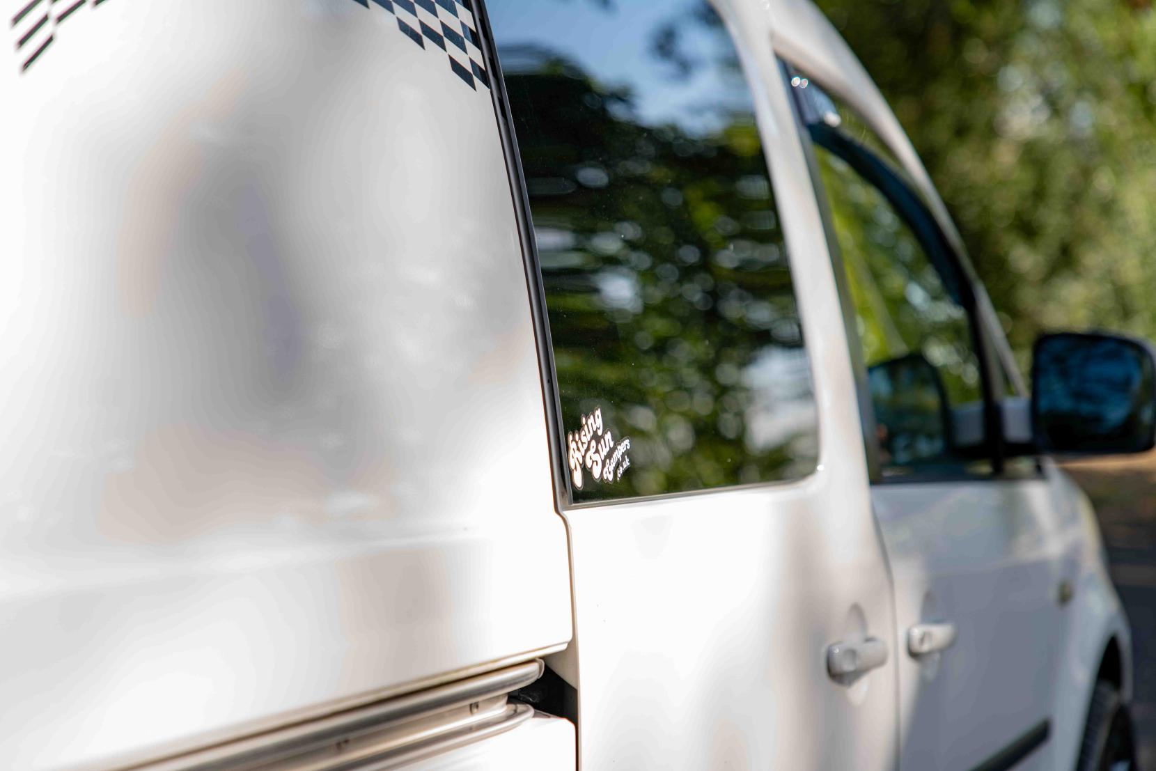 Volkswagen Caddy Maxi 1.6 C20 Maxi Highline Panel Van (2008 - 2015)