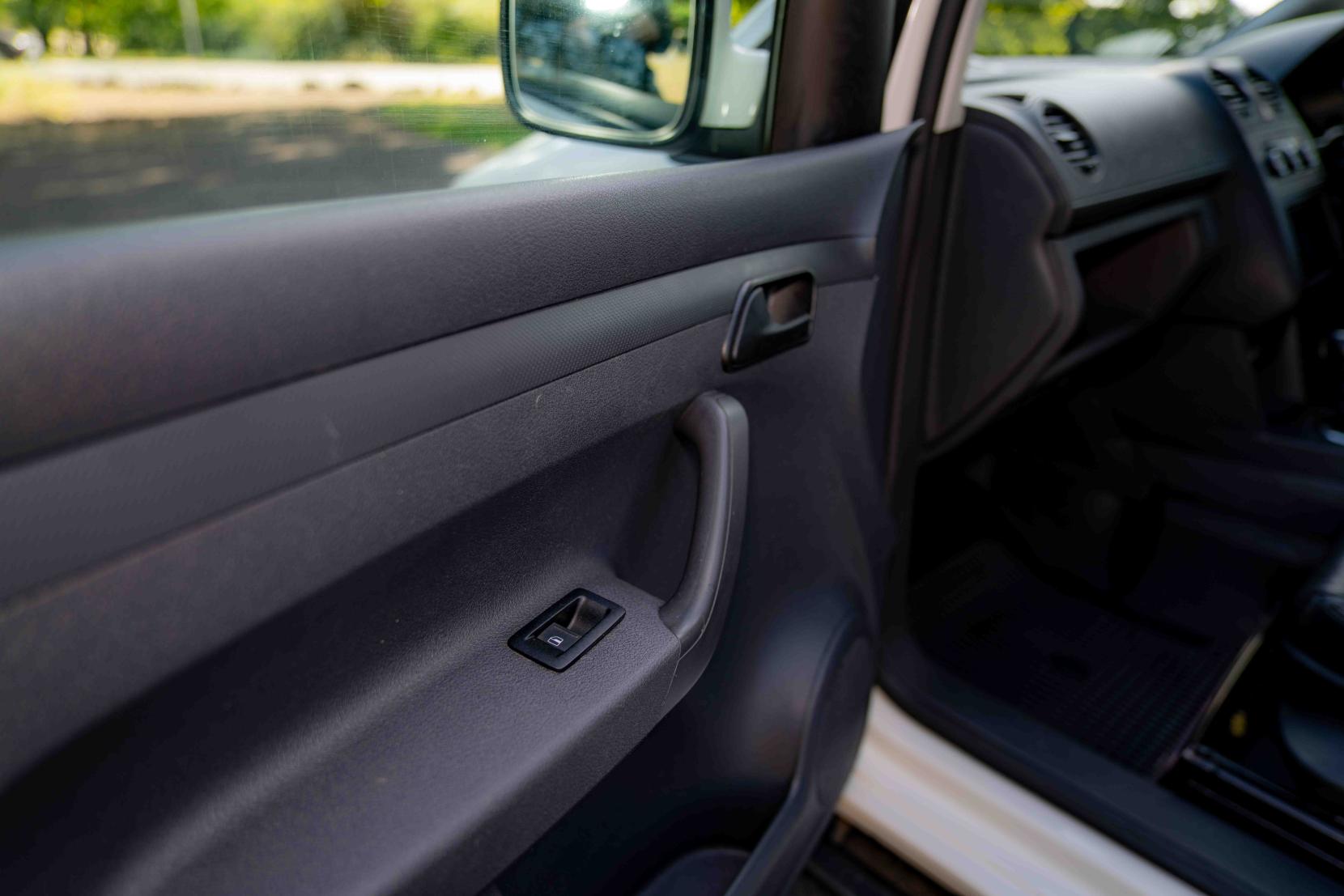 Volkswagen Caddy Maxi 1.6 C20 Maxi Highline Panel Van (2008 - 2015)