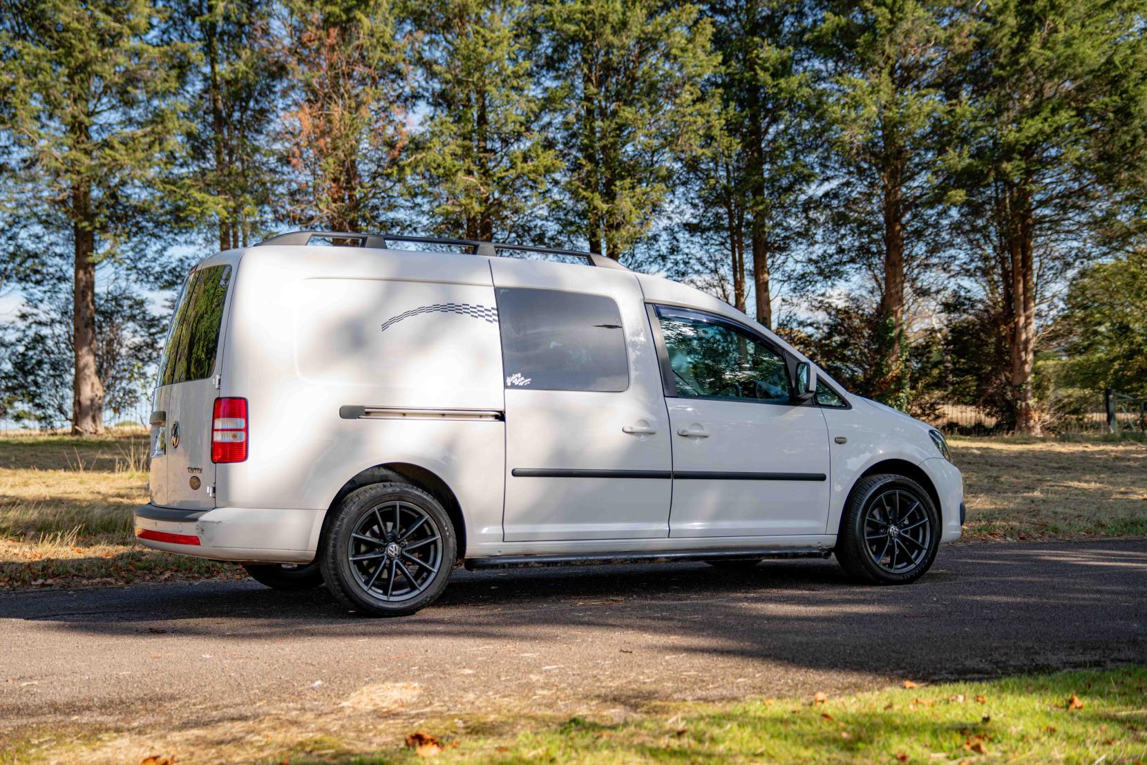 Volkswagen Caddy Maxi 1.6 C20 Maxi Highline Panel Van (2008 - 2015)