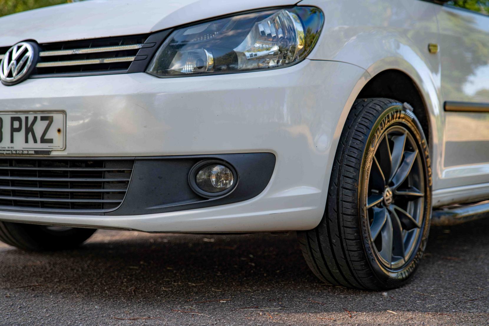 Volkswagen Caddy Maxi 1.6 C20 Maxi Highline Panel Van (2008 - 2015)