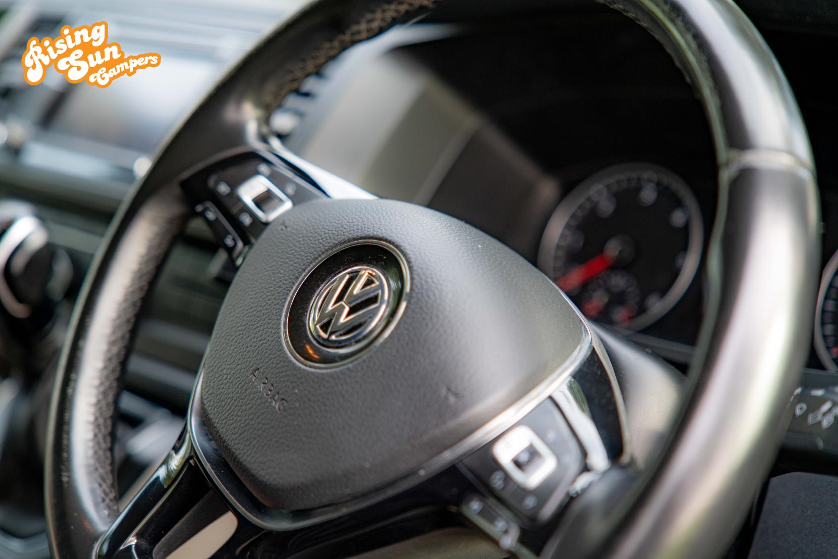 Volkswagen Transporter 2.0 TDI T30 Highline Panel Van 5dr Diesel DSG FWD LWB Euro 6 (s/s) (150 ps)